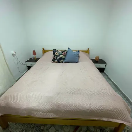 Holiday home Eszter Balatonmariafurdo