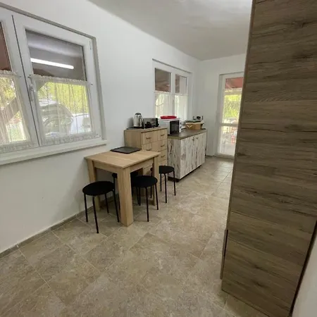 Holiday home Eszter Balatonmariafurdo