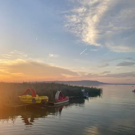 Eszter Holiday home Balatonmariafurdo