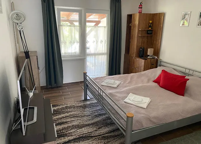 Eszter Balatonmáriafürdő